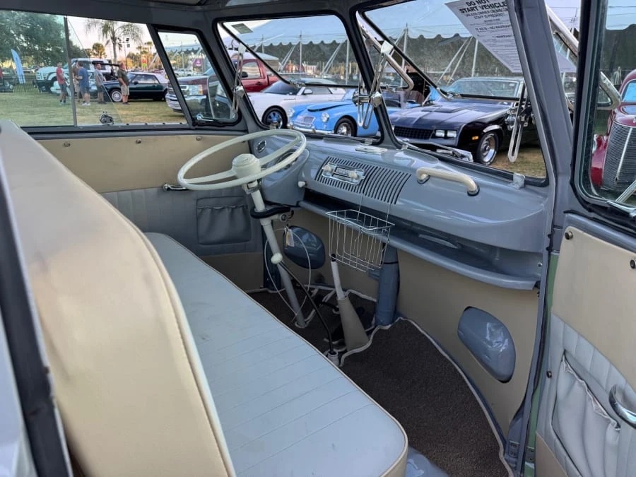 1965 Volkswagen Split-Window Bus - Image 12 of 15