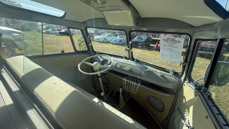 1965 Volkswagen Split-Window Bus - Image 9 of 15