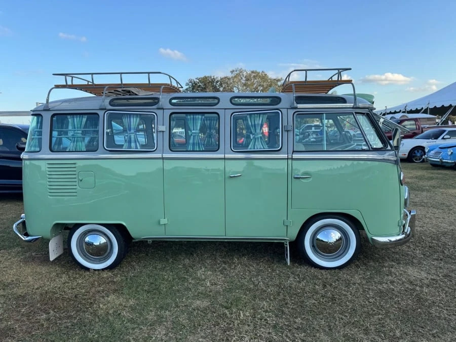1965 Volkswagen Split-Window Bus - Image 2 of 15