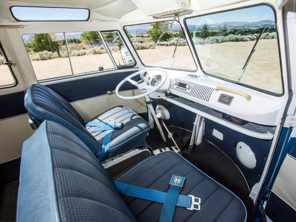 1965 Volkswagen Split-Window Bus - Image 2 of 22
