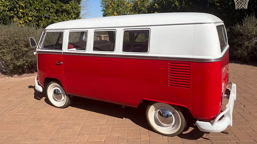 1965 Volkswagen Split-Window Bus - Image 3 of 20