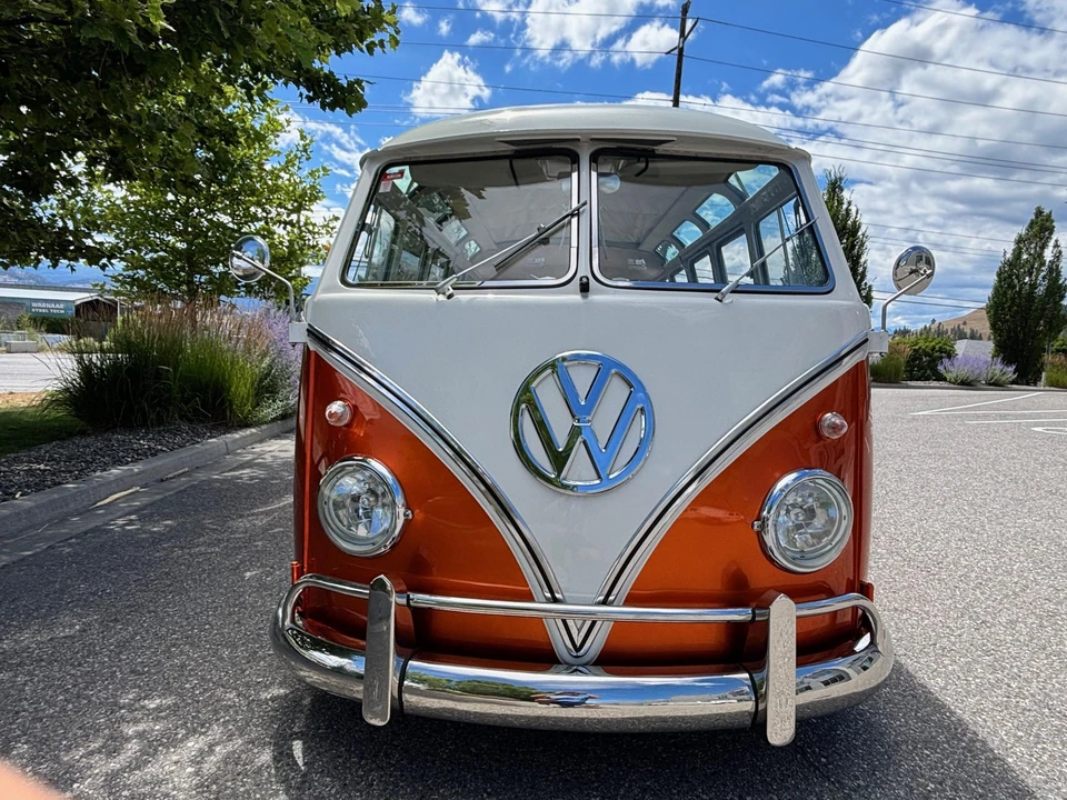 1965 Volkswagen Split-Window Bus - Image 10 of 31
