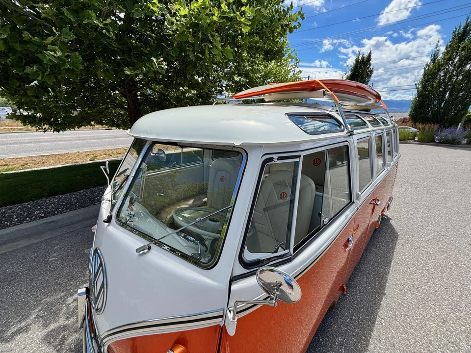 1965 Volkswagen Split-Window Bus - Image 12 of 31