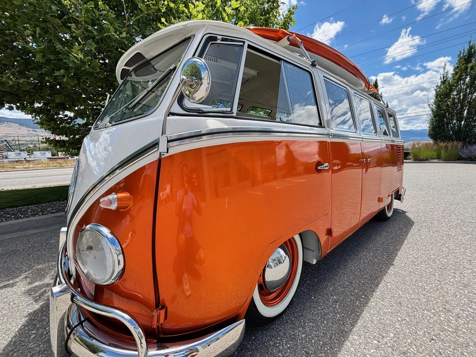 1965 Volkswagen Split-Window Bus - Image 11 of 31
