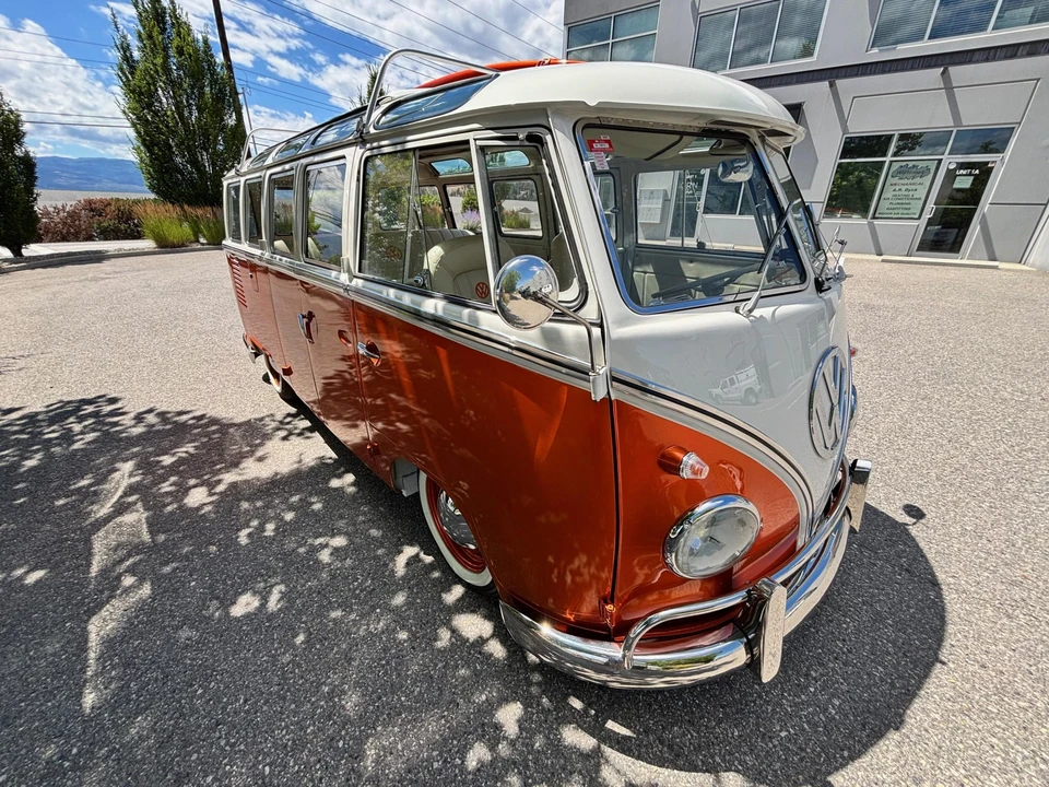 1965 Volkswagen Split-Window Bus - Image 8 of 31
