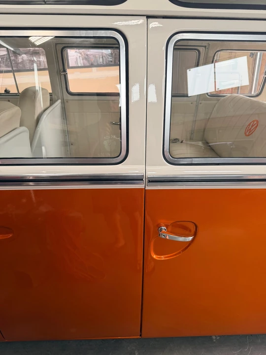 1965 Volkswagen Split-Window Bus - Image 23 of 31
