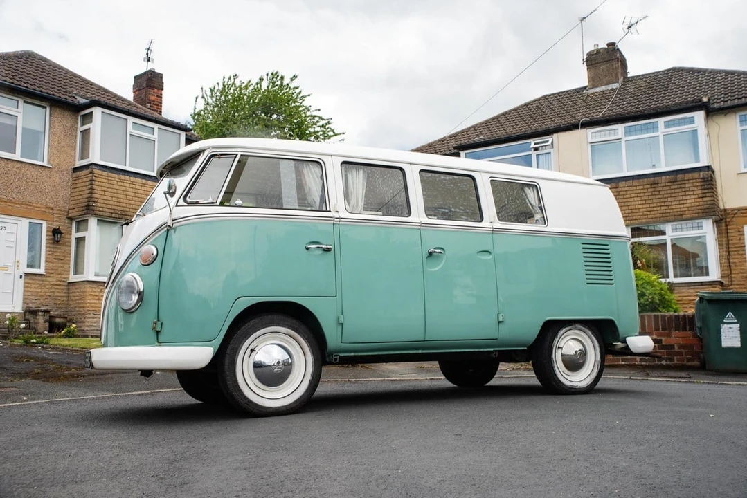 1965 Volkswagen Split-Window Camper - Image 25 of 30