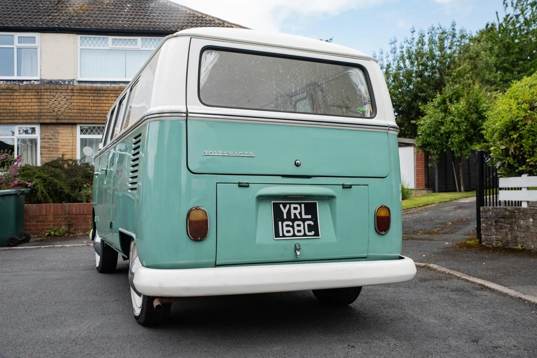 1965 Volkswagen Split-Window Camper - Image 16 of 30
