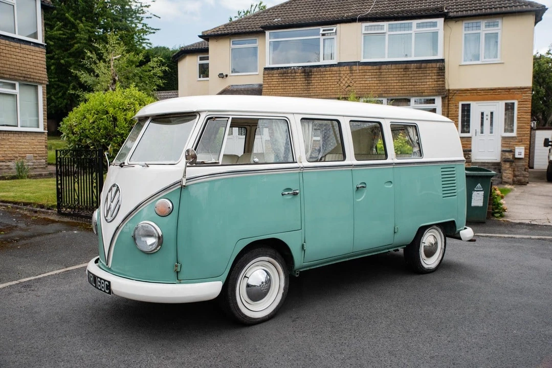 1965 Volkswagen Split-Window Camper - Image 12 of 30