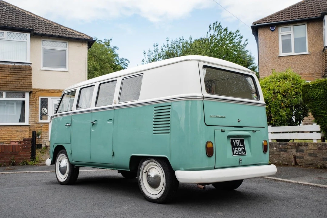 1965 Volkswagen Split-Window Camper - Image 15 of 30