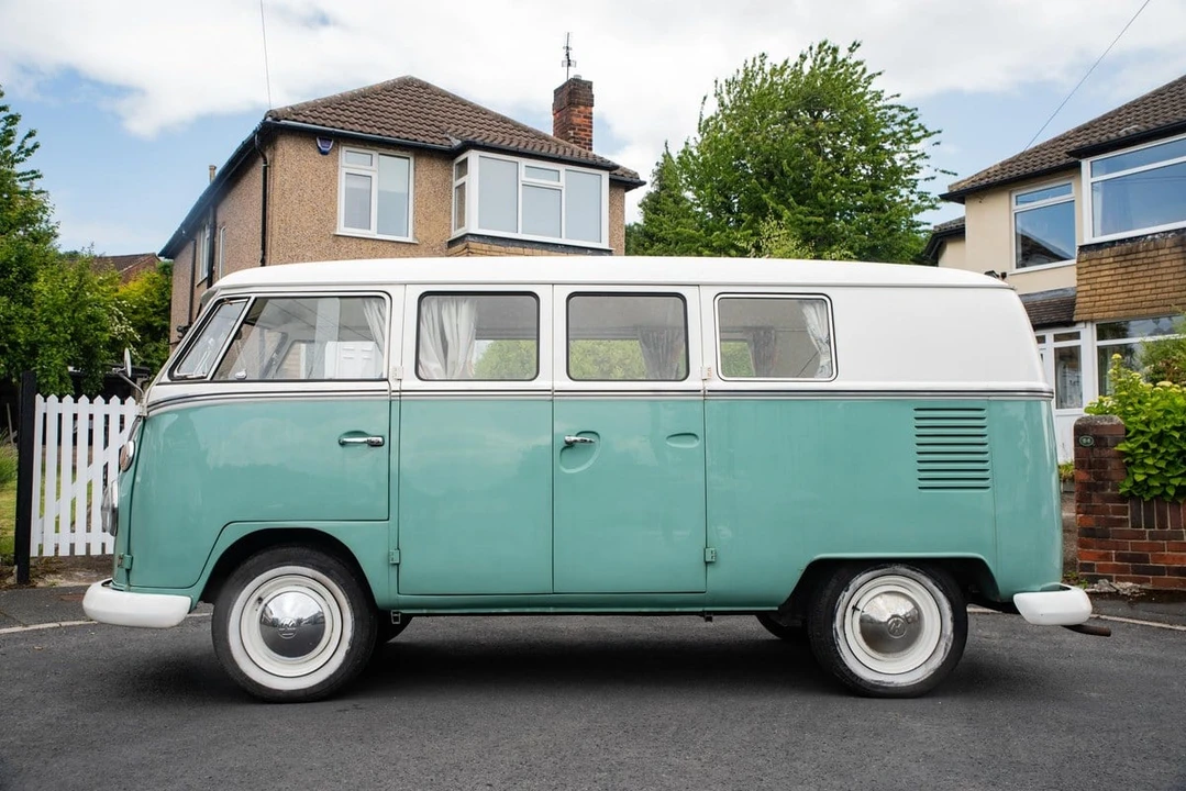 1965 Volkswagen Split-Window Camper - Image 17 of 30