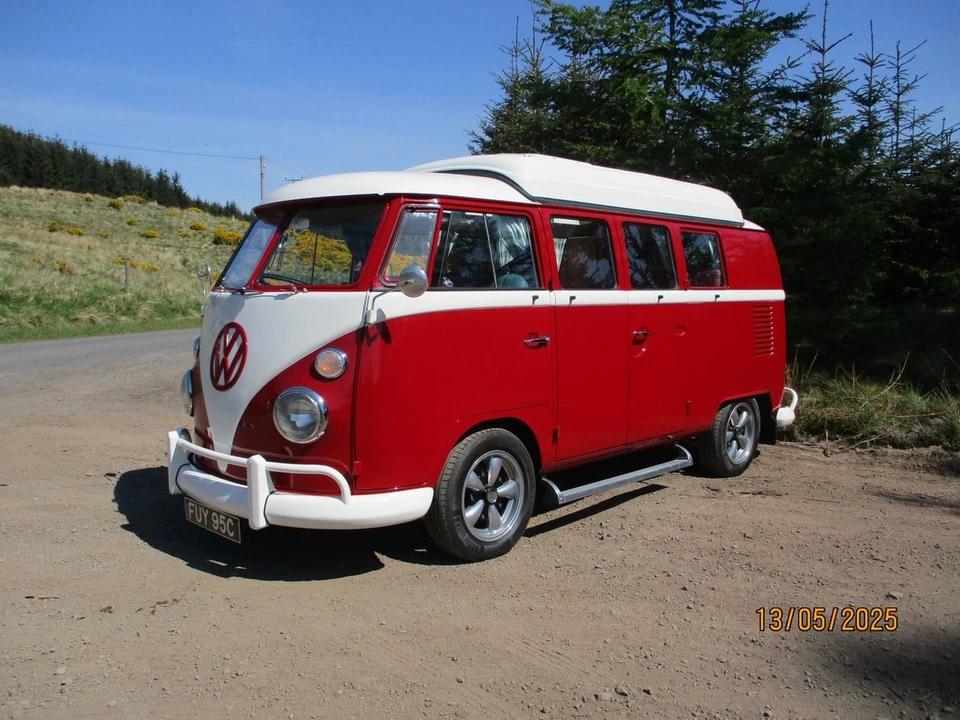 1965 Volkswagen Split-Window Camper - Image 11 of 30