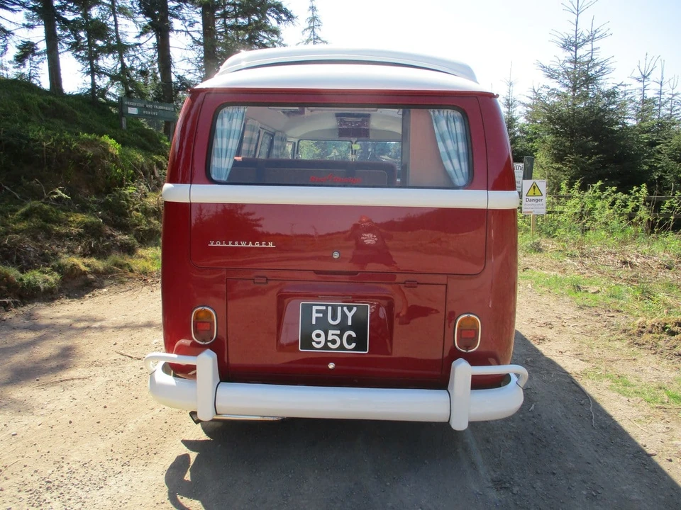 1965 Volkswagen Split-Window Camper - Image 16 of 30
