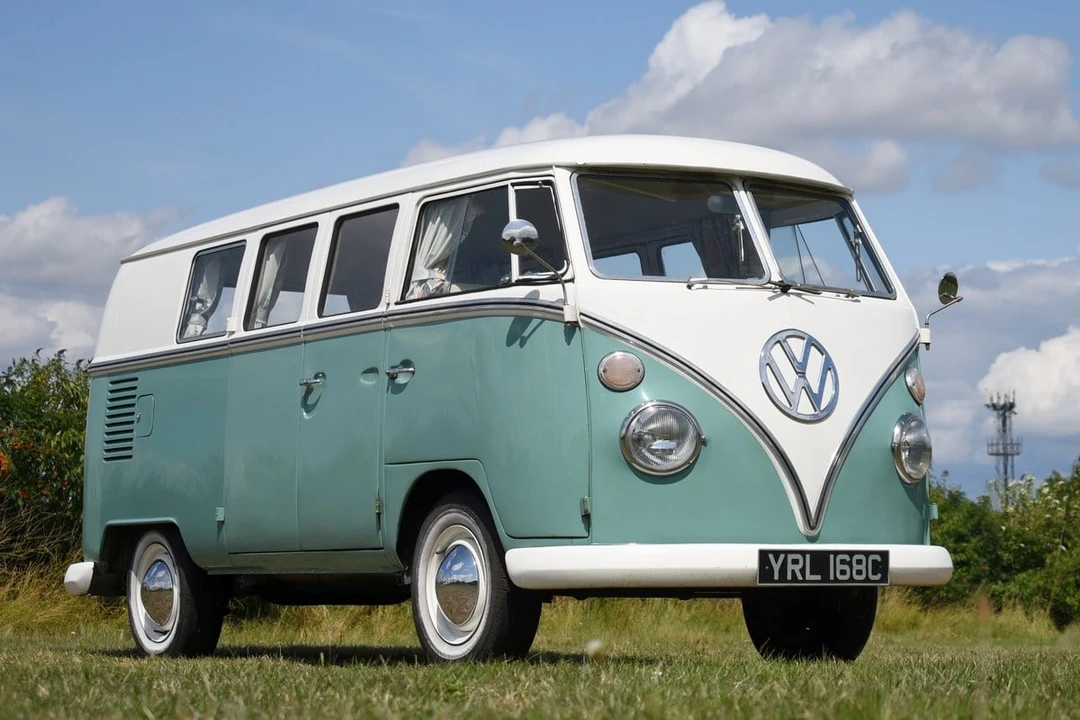 1965 Volkswagen Split-Window Camper - Image 8 of 30