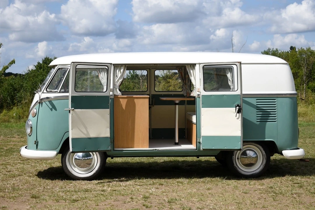 1965 Volkswagen Split-Window Camper - Image 29 of 30