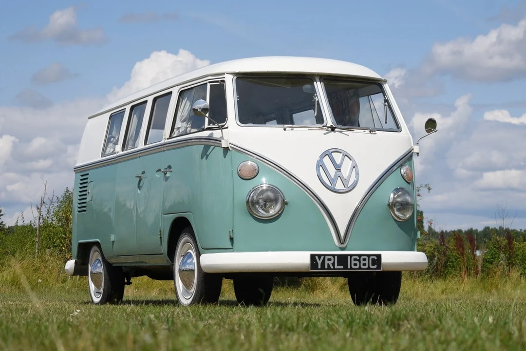1965 Volkswagen Split-Window Camper - Image 14 of 30