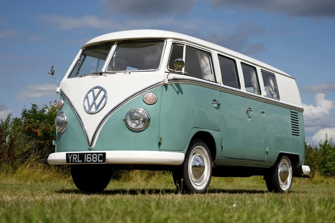 1965 Volkswagen Split-Window Camper - Image 12 of 30