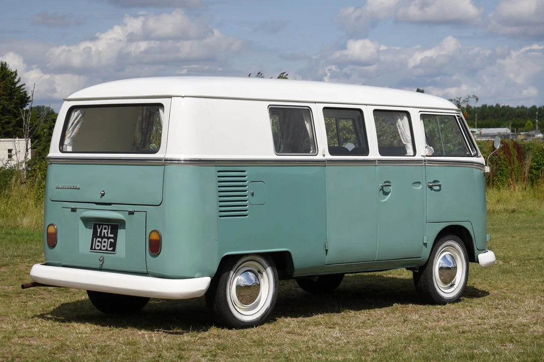 1965 Volkswagen Split-Window Camper - Image 19 of 30
