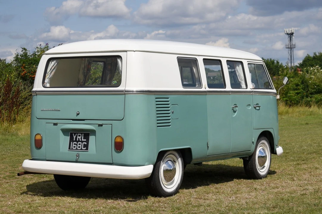 1965 Volkswagen Split-Window Camper - Image 20 of 30