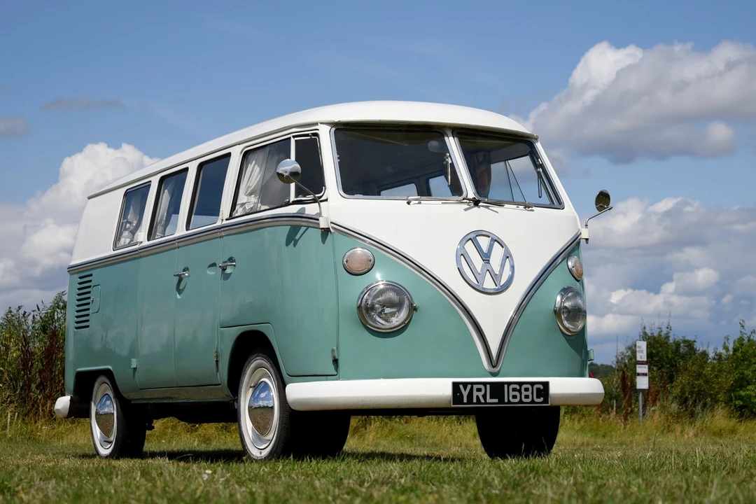 1965 Volkswagen Split-Window Camper - Image 15 of 30