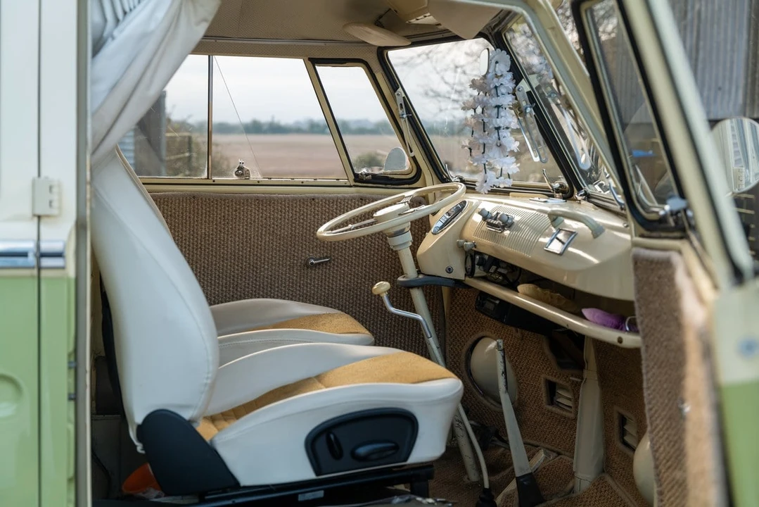 1965 Volkswagen Split-Window Bus - Image 8 of 30
