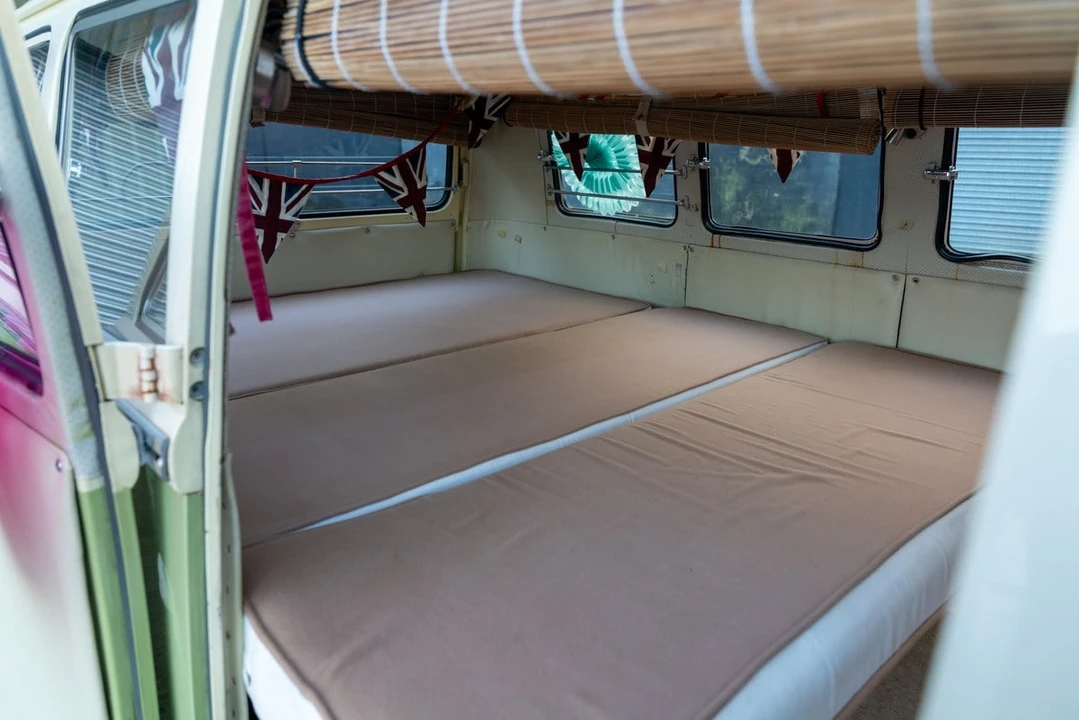 1965 Volkswagen Split-Window Bus - Image 25 of 30