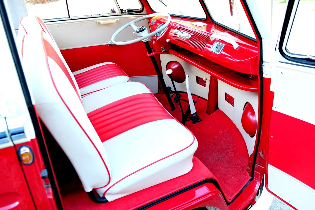 1965 Volkswagen Split-Window Bus - Image 16 of 31