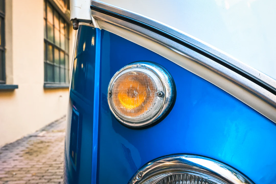 1965 Volkswagen Split-Window Camper - Image 12 of 31