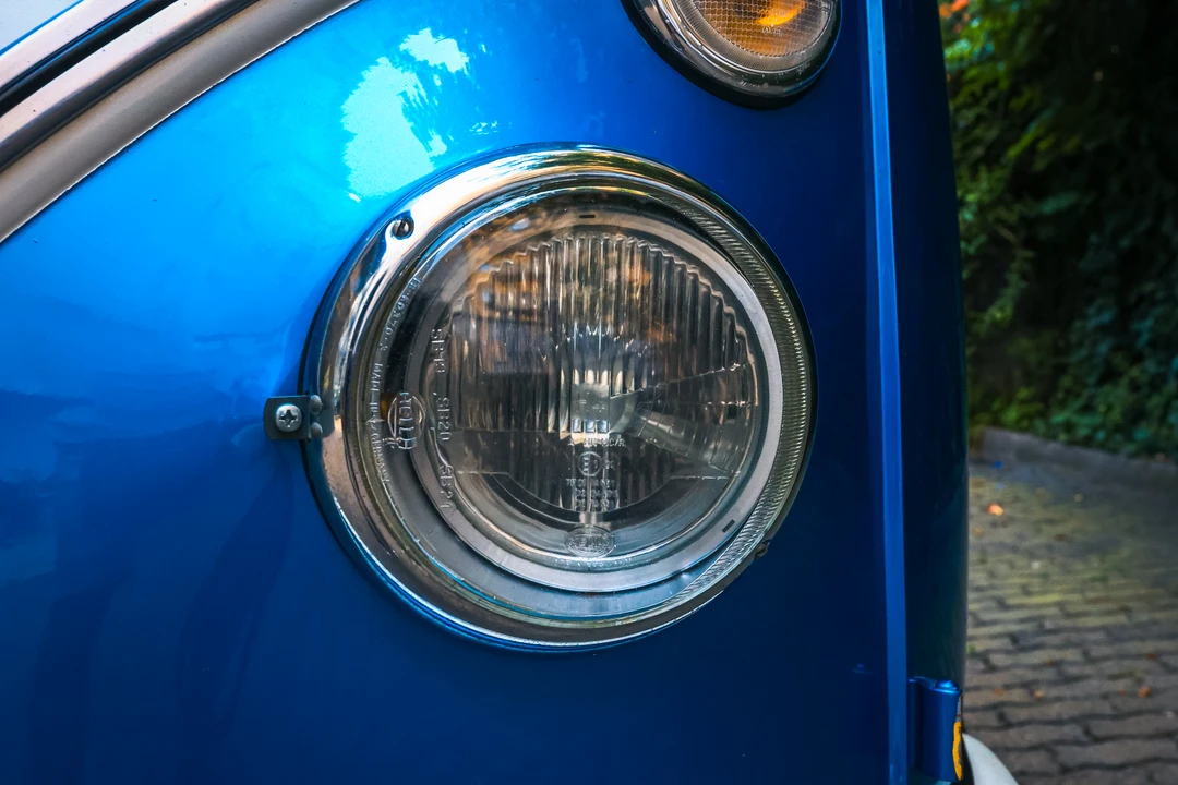 1965 Volkswagen Split-Window Camper - Image 15 of 31