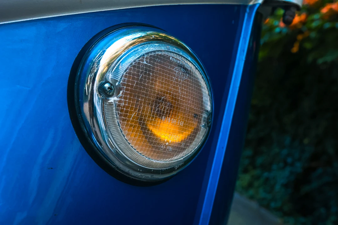 1965 Volkswagen Split-Window Camper - Image 17 of 31