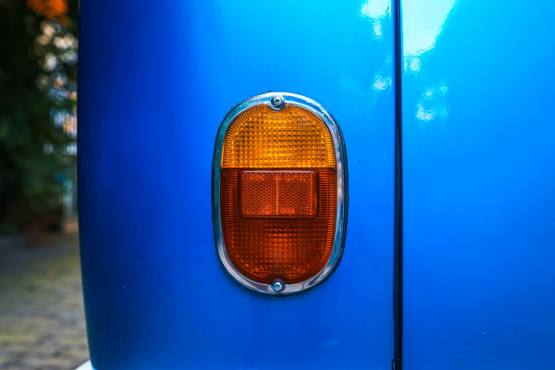 1965 Volkswagen Split-Window Camper - Image 20 of 31