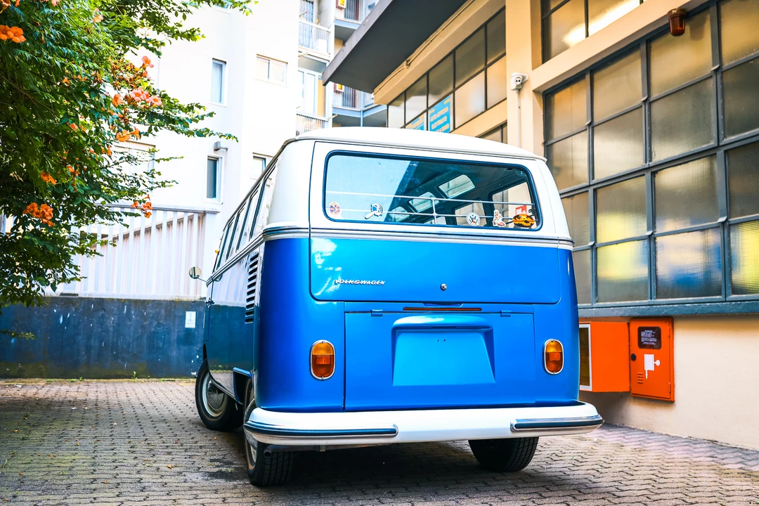 1965 Volkswagen Split-Window Camper - Image 29 of 31