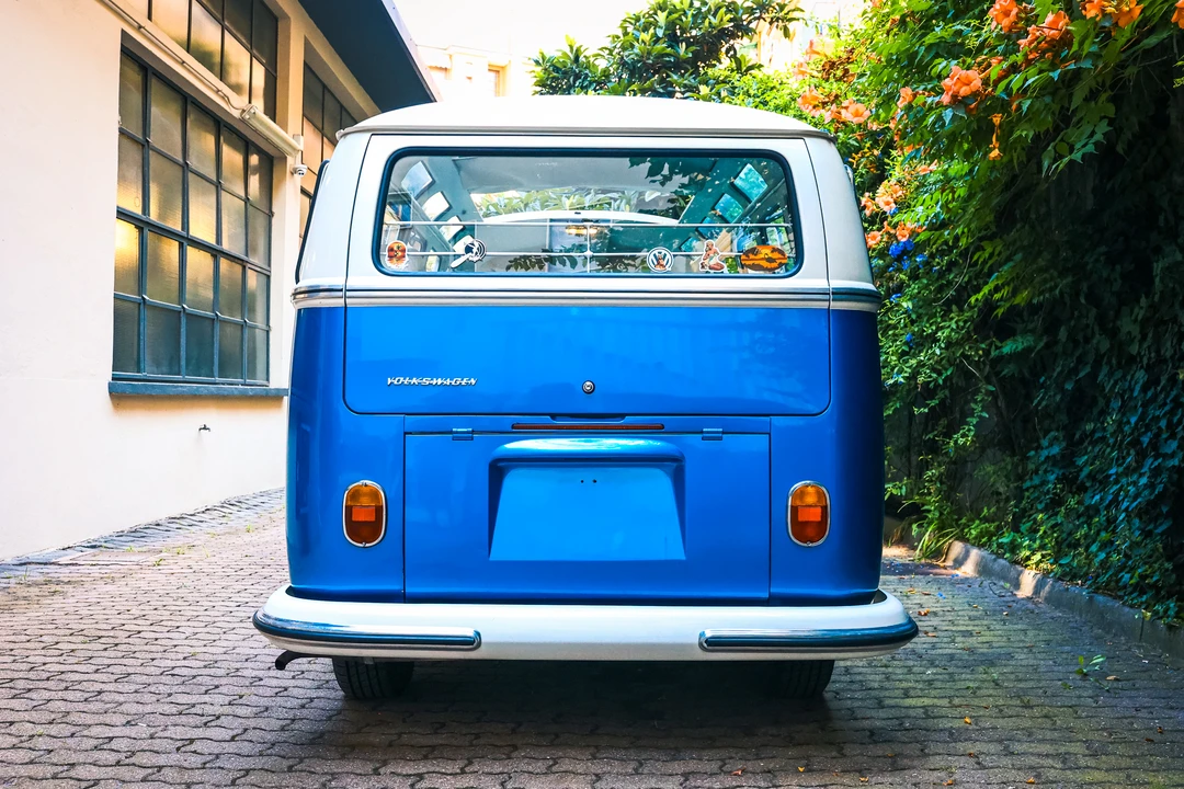 1965 Volkswagen Split-Window Camper - Image 4 of 31