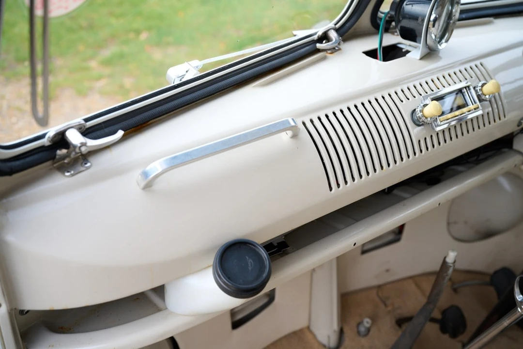 1965 Volkswagen Split-Window Camper - Image 28 of 30