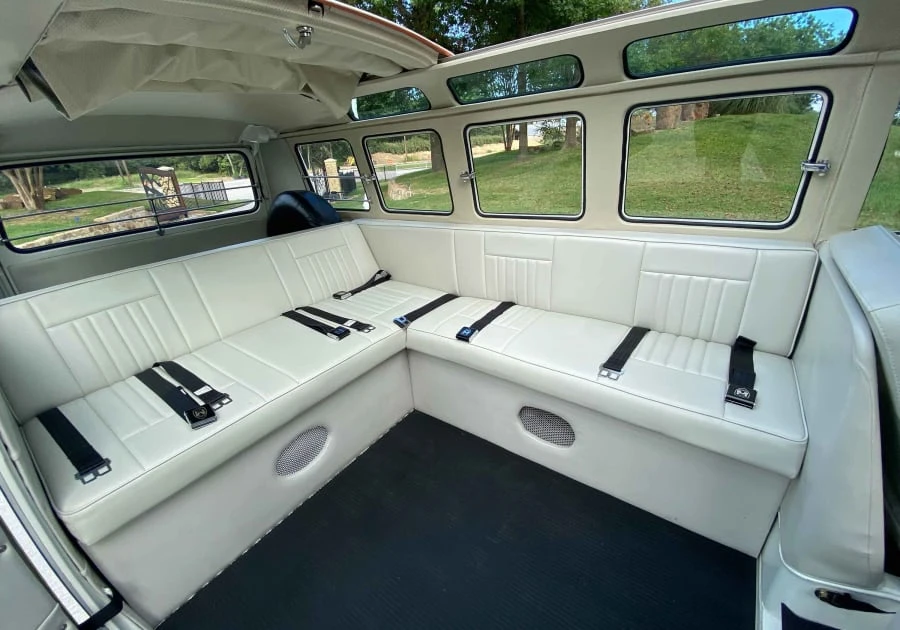 1965 Volkswagen Split-Window Bus - Image 6 of 14