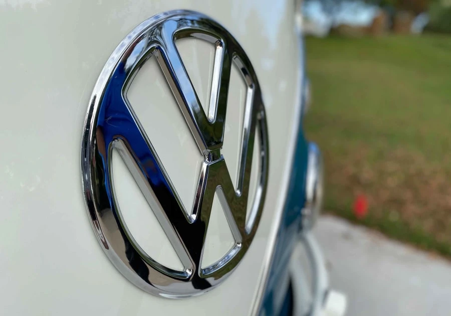 1965 Volkswagen Split-Window Bus - Image 9 of 14