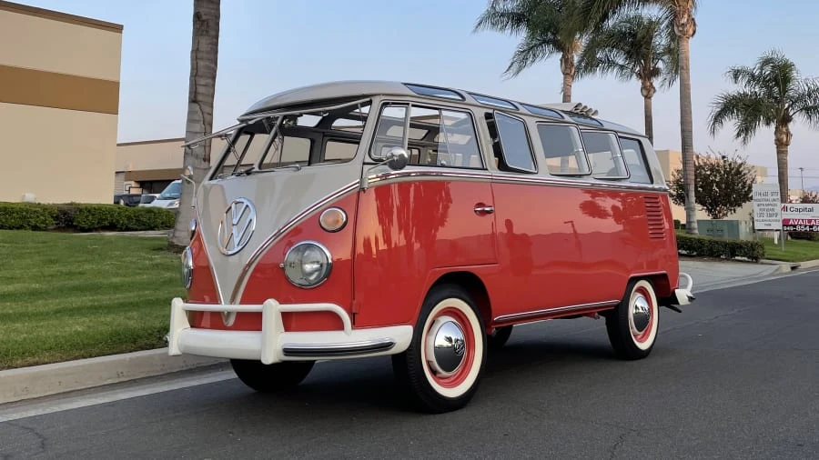 1965 Volkswagen Split-Window Bus - Image 17 of 31