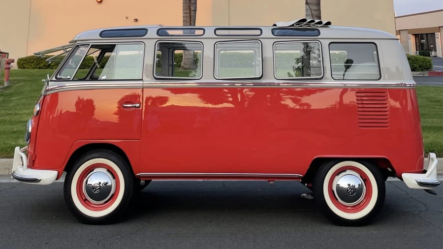 1965 Volkswagen Split-Window Bus - Image 2 of 31