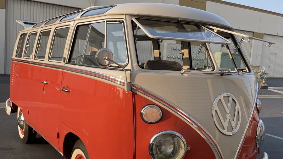 1965 Volkswagen Split-Window Bus - Image 18 of 31