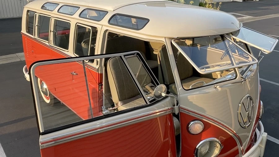 1965 Volkswagen Split-Window Bus - Image 20 of 31