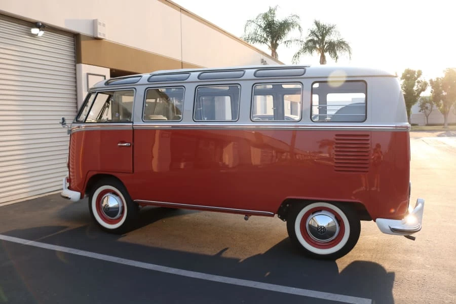 1965 Volkswagen Split-Window Bus - Image 26 of 31