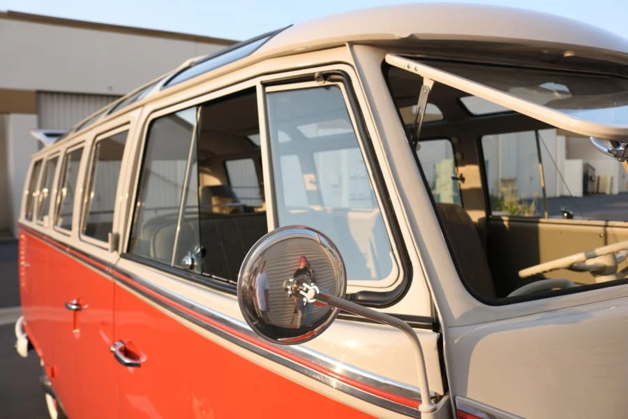 1965 Volkswagen Split-Window Bus - Image 7 of 31
