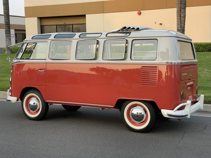 1965 Volkswagen Split-Window Bus - Image 3 of 31