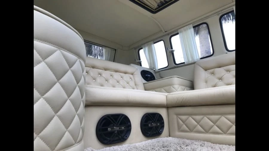 1965 Volkswagen Split-Window Bus - Image 6 of 25