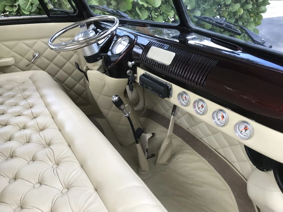1965 Volkswagen Split-Window Bus - Image 5 of 11
