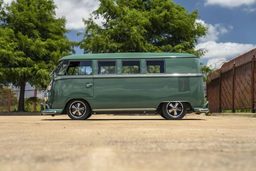 1965 Volkswagen Split-Window Bus - Image 15 of 31