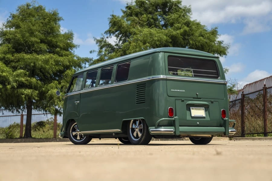 1965 Volkswagen Split-Window Bus - Image 21 of 31