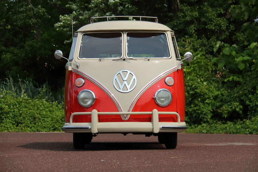 1965 Volkswagen Split-Window Bus - Image 8 of 24