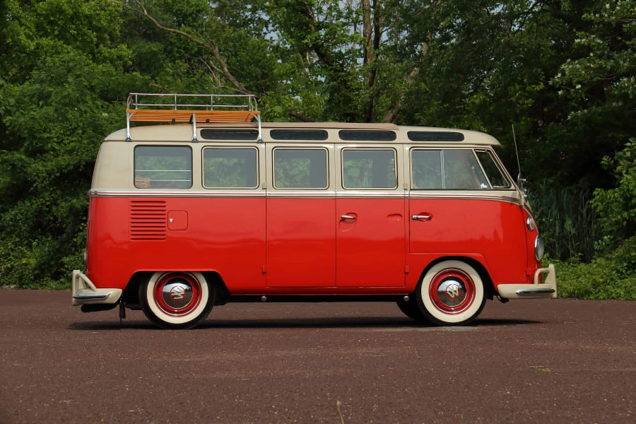 1965 Volkswagen Split-Window Bus - Image 10 of 24