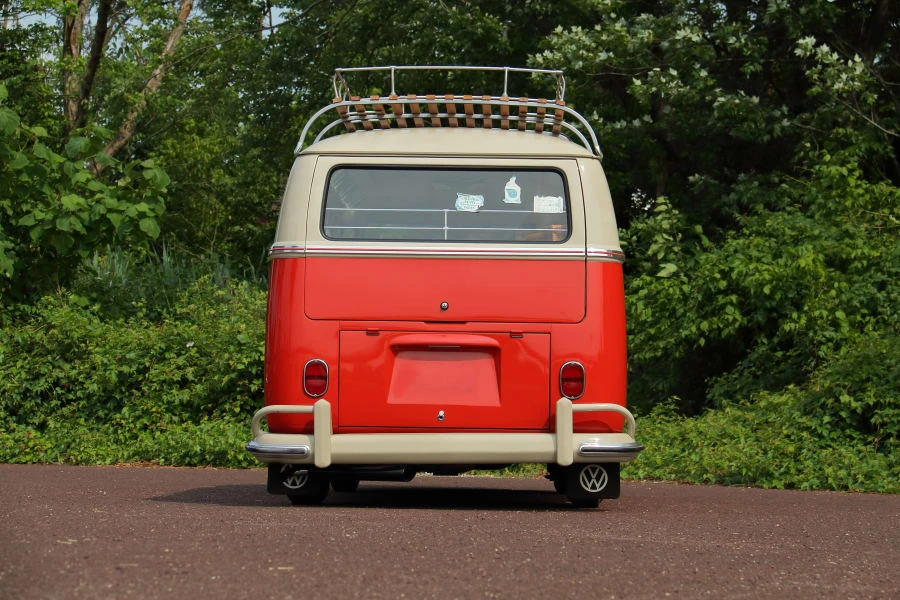 1965 Volkswagen Split-Window Bus - Image 7 of 24